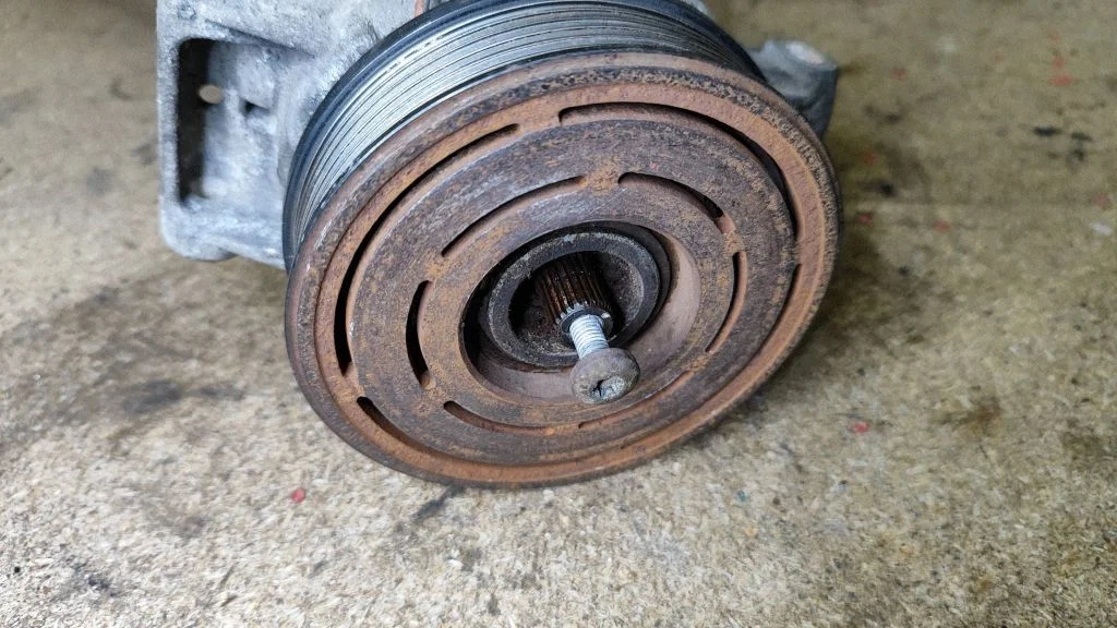 Air conditioning (A/C) compressor (pump) 13297444