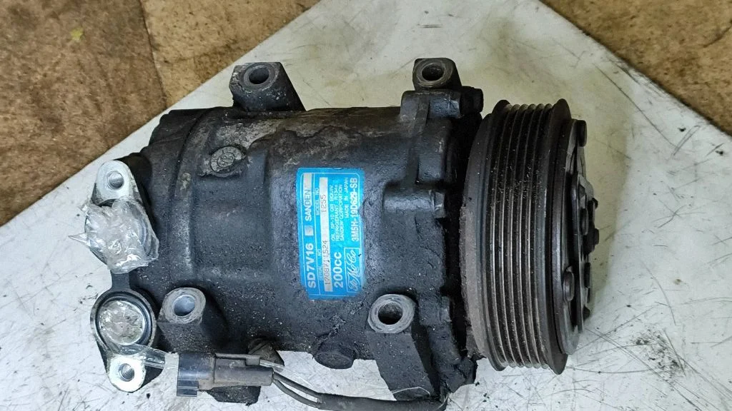 Air conditioning (A/C) compressor (pump) 3M5H19D629SB