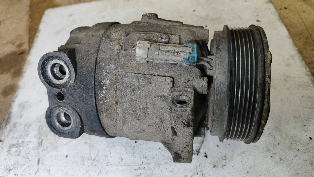 Kliimakompressor (pump) 90443840