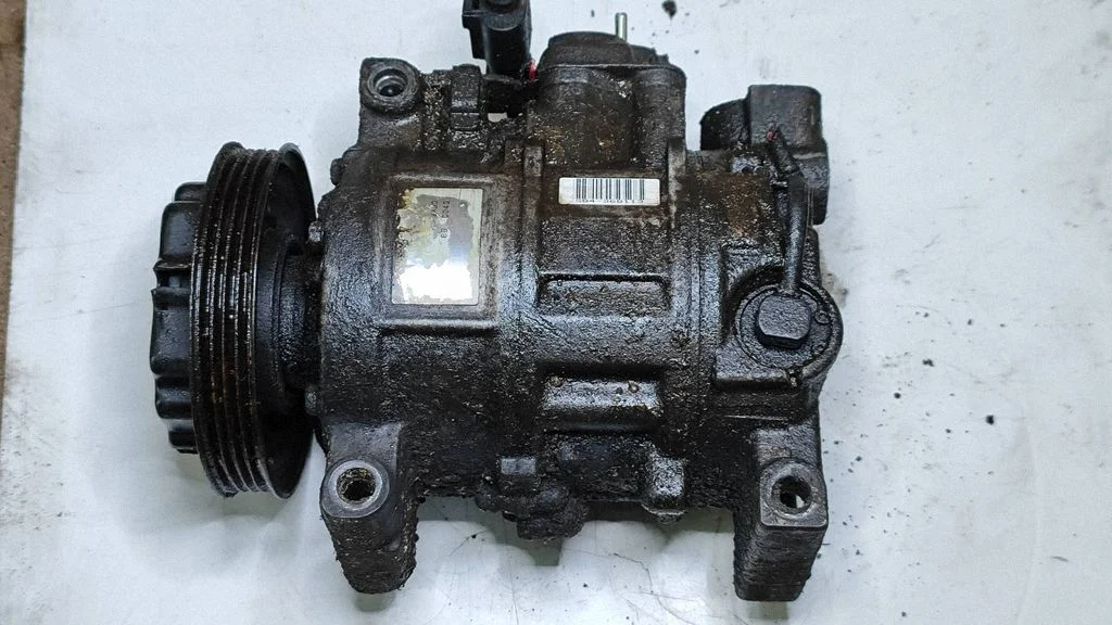 Kliimakompressor (pump) – Audi A4 S4 B6 8E 8H (2001-2005)