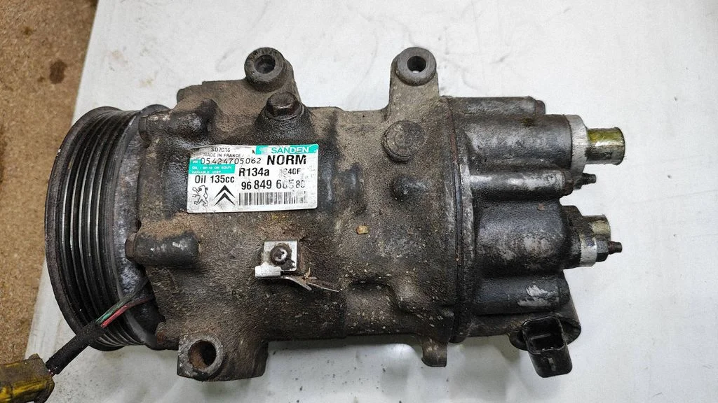 Air conditioning (A/C) compressor (pump) – Citroen C4 I (2004-2010)