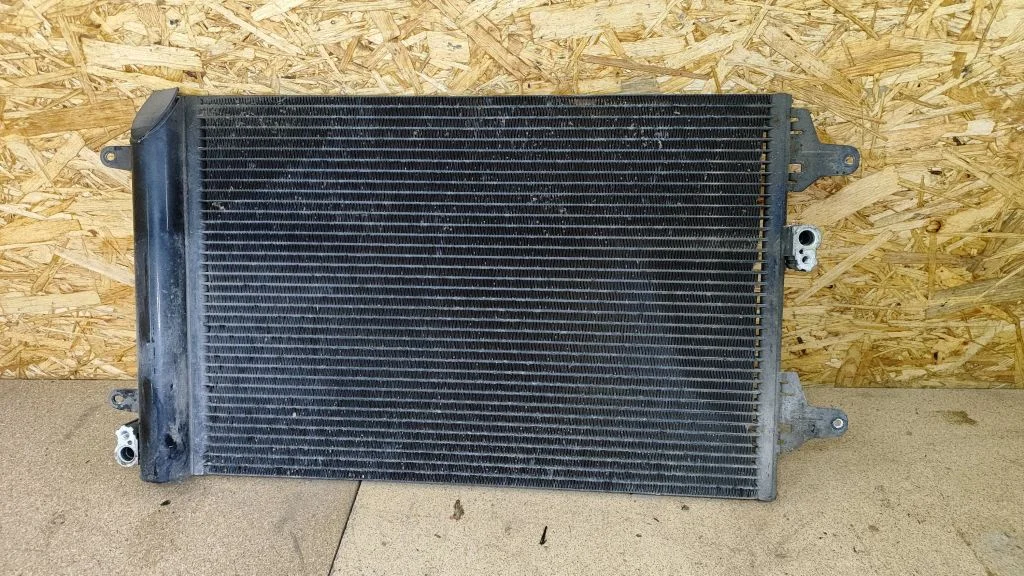 A/C cooling radiator (condenser) – Ford Galaxy (2000-2006)