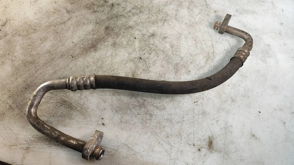 Air conditioning (A/C) pipe/hose – Renault Megane II (2006-2008)