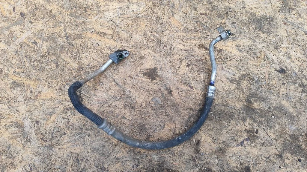 Air conditioning (A/C) pipe/hose