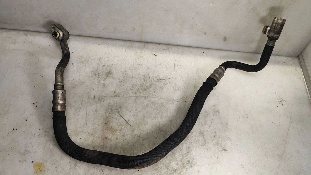 Air conditioning (A/C) pipe/hose – Audi A6 Allroad C5 (1999-2005)
