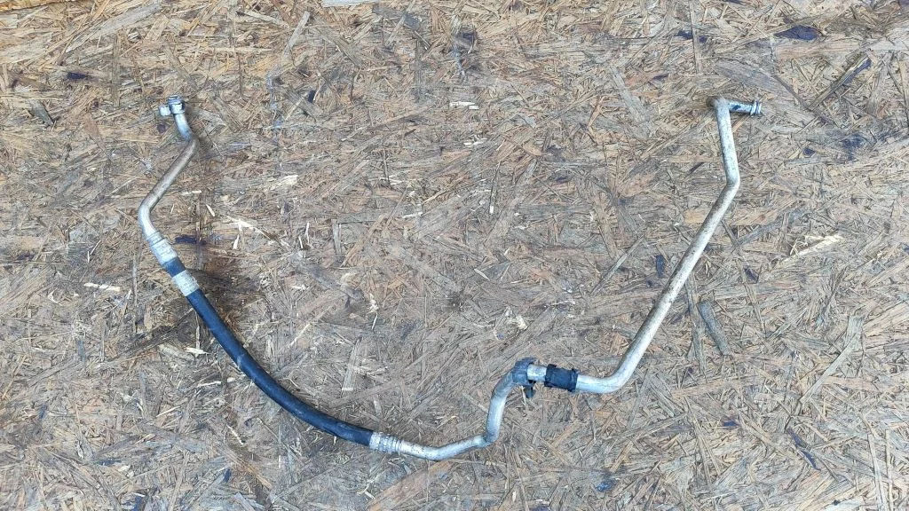 Air conditioning (A/C) pipe/hose A648300515