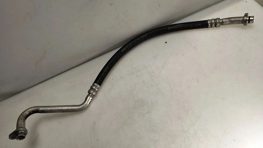 Air conditioning (A/C) pipe/hose R134A15SUC