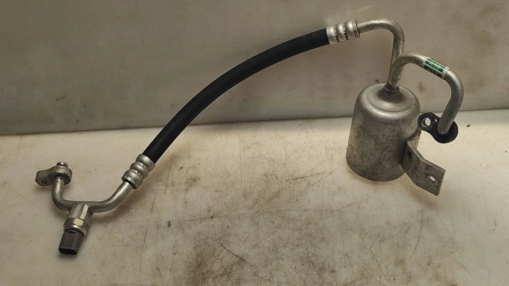 Air conditioning (A/C) pipe/hose – KIA EV6 (2021-)