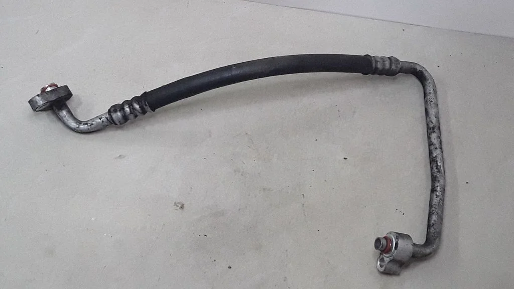Air conditioning (A/C) pipe/hose – Ford Focus C-MAX (2003-2010)