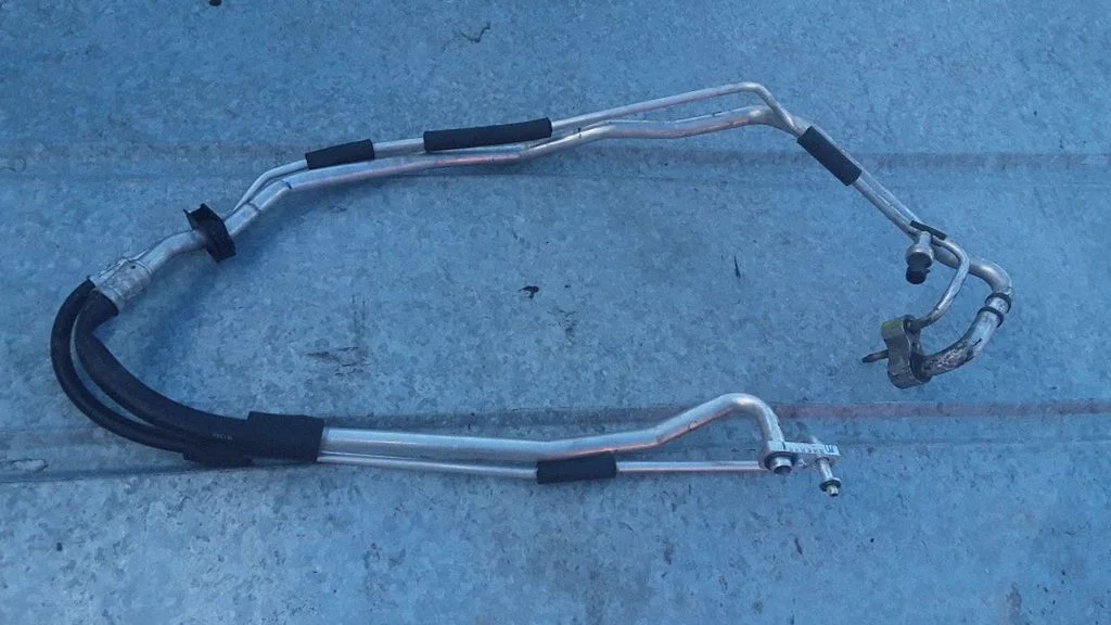 Air conditioning (A/C) pipe/hose – Opel Vectra B (1996-2002)