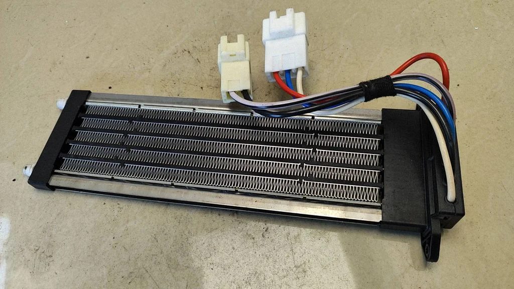 Elektryczna nagrzewnica kabiny