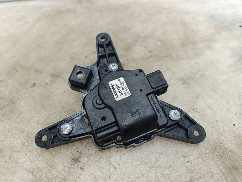 Gaisa aizvara motoriņš/aktuators EA1F0NE9AA03