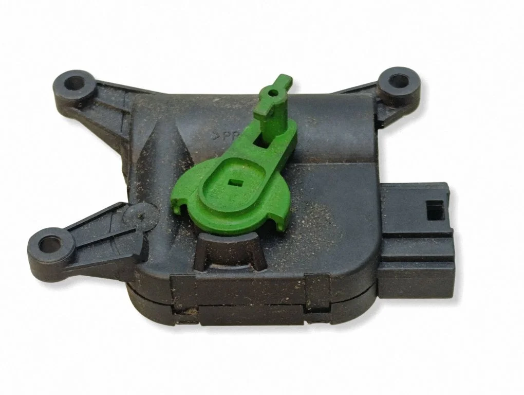 Air flap motor/actuator – Audi A4 S4 B6 8E 8H (2001-2005)