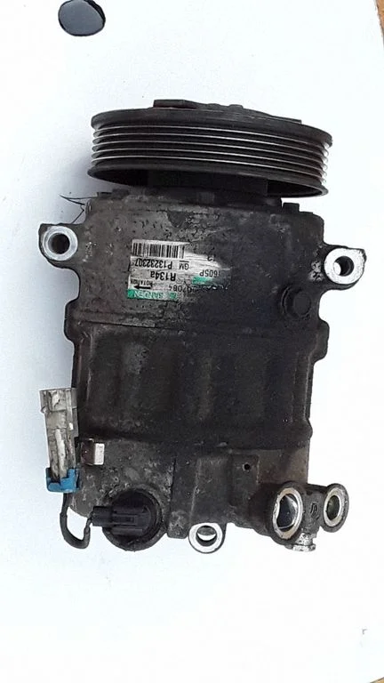 Air conditioning (A/C) compressor (pump) – Opel Insignia A (2008-2017)