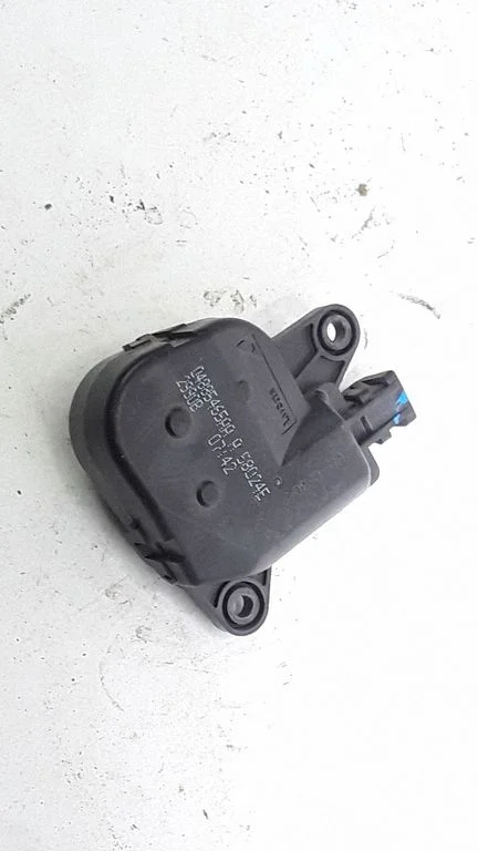 Õhuklapi mootor / ajam 04885465AA