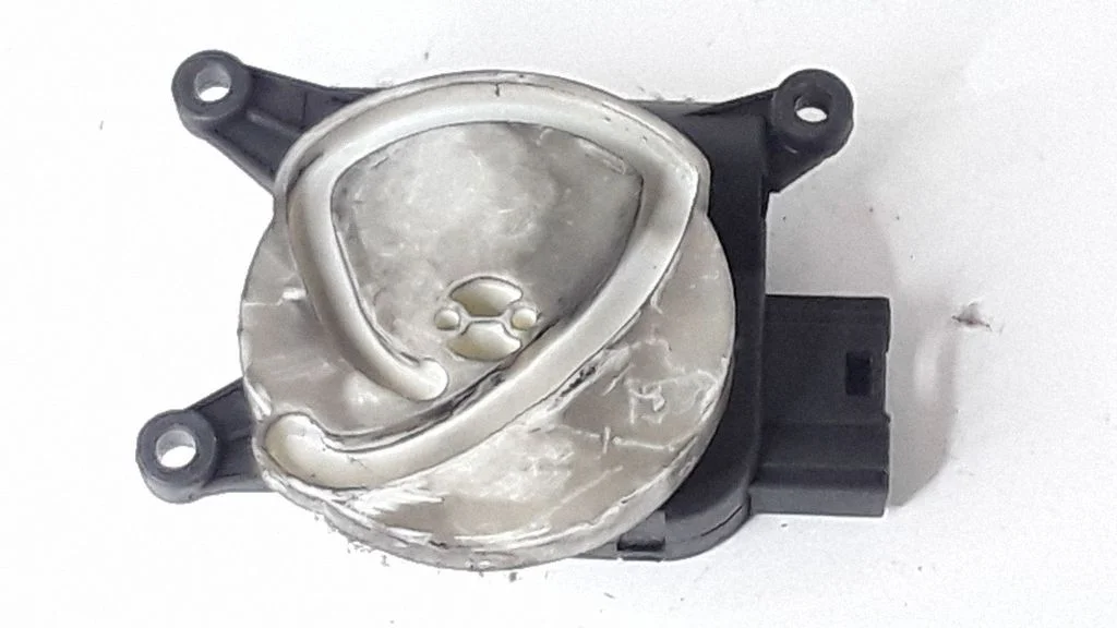 Air flap motor/actuator – Audi A4 S4 B6 8E 8H (2001-2005)