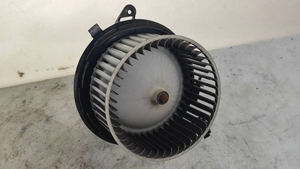 Salongipuhur V7771001