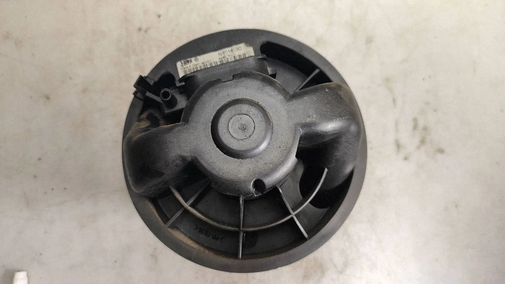Krāsniņas ventilators/pūtējs N101813C