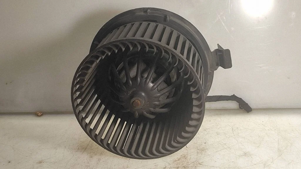 Heater fan/blower – Nissan Micra (2003-2007)