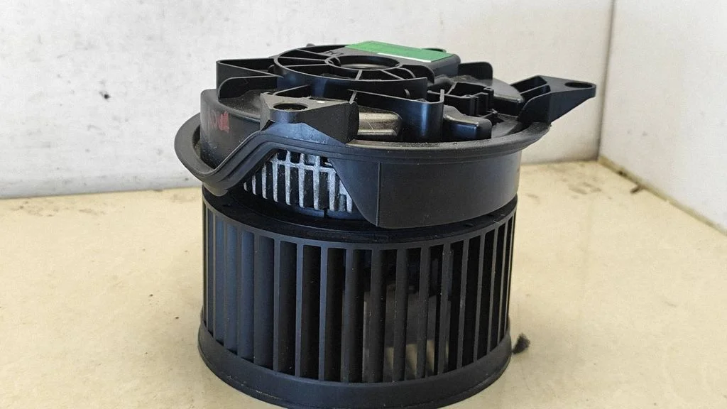 Heater fan/blower – Ford Mondeo Mk III (2000-2007)