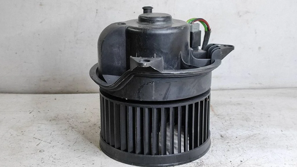 Heater fan/blower XS4H18456AD