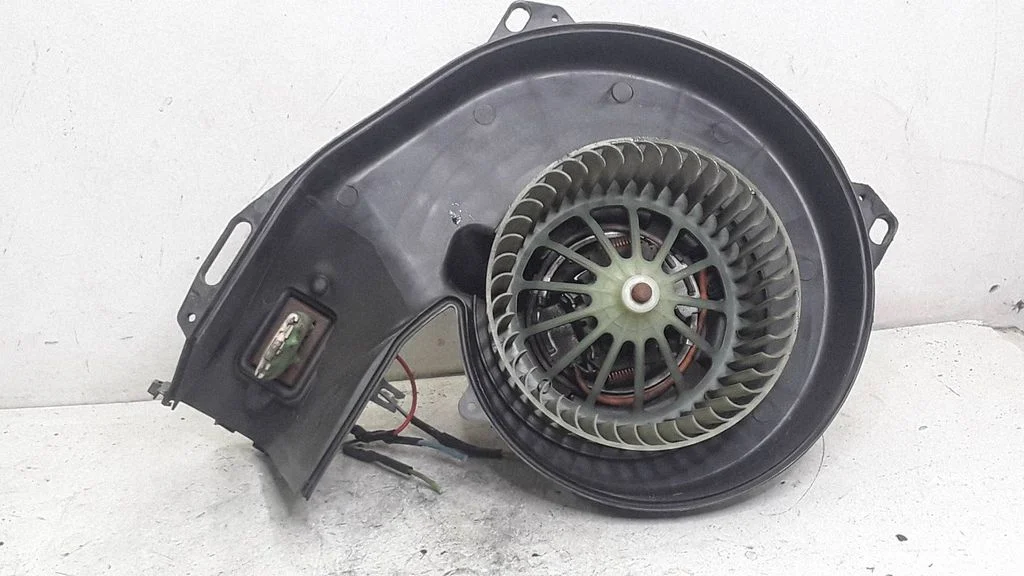Salongipuhur – Opel Meriva A (2003-2010)