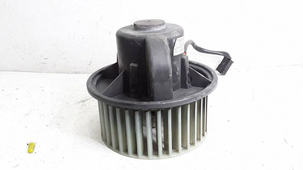 Salongipuhur – Audi A4 S4 B5 8D (1994-1999)