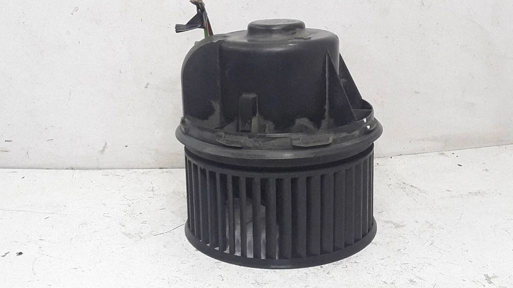 Salongipuhur 3M5H18456EC
