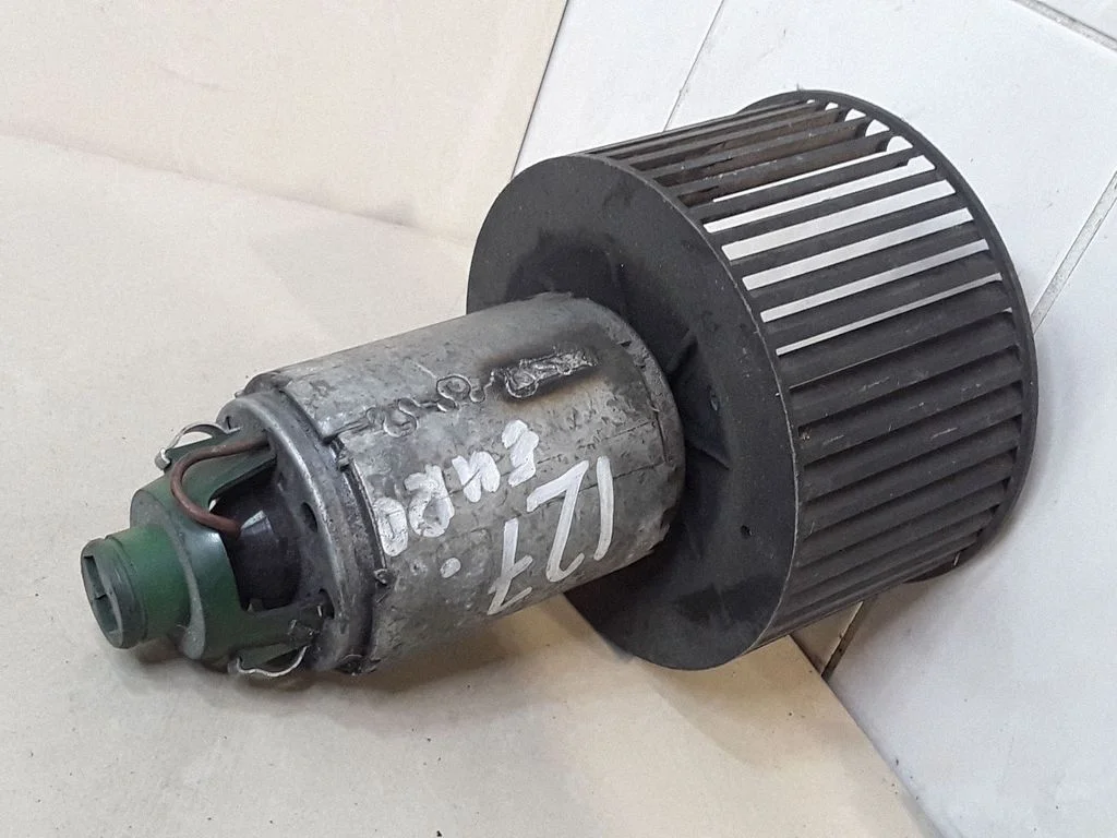 Heater fan/blower 443959101A