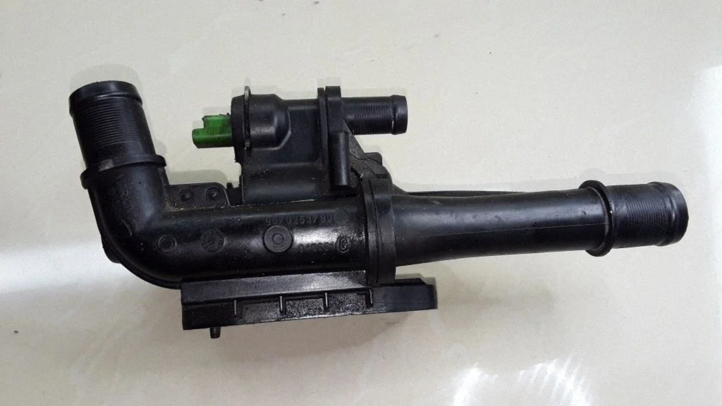 Termostaat / termostaadi korpus – Citroen C4 I (2004-2010)
