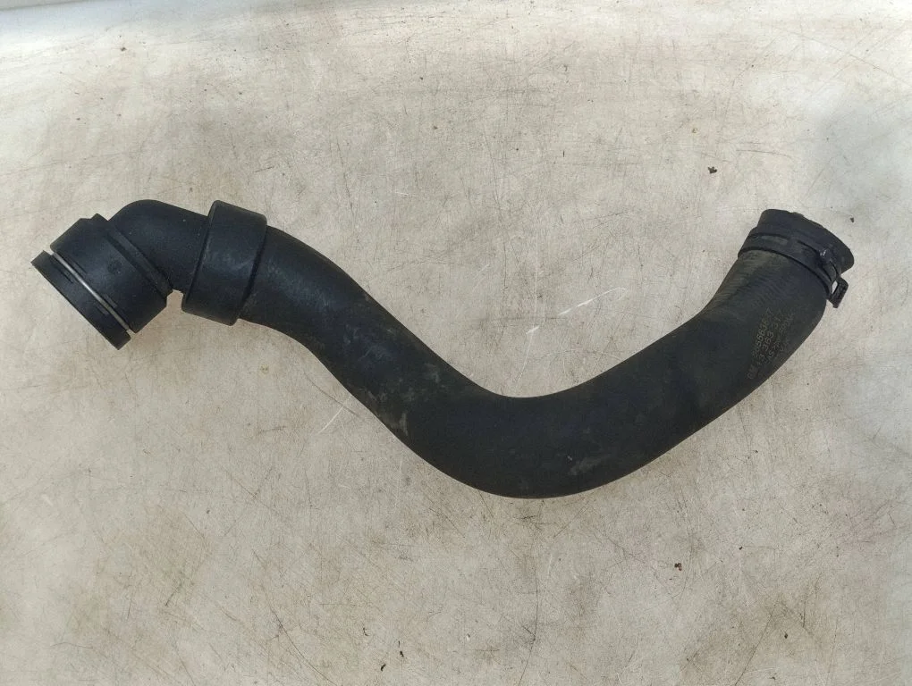 Engine coolant pipe/hose – Opel Astra J (2010-2015)