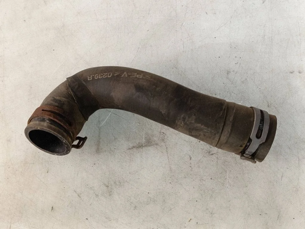 Engine coolant pipe/hose 3AA122051A