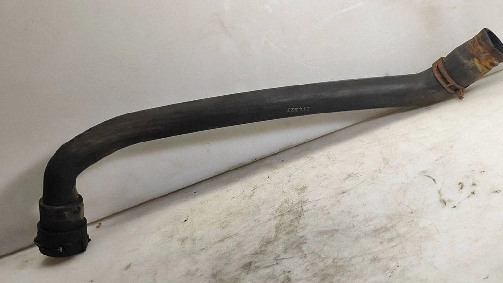Mootori jahutusvedeliku toru / voolik 6G918260DC