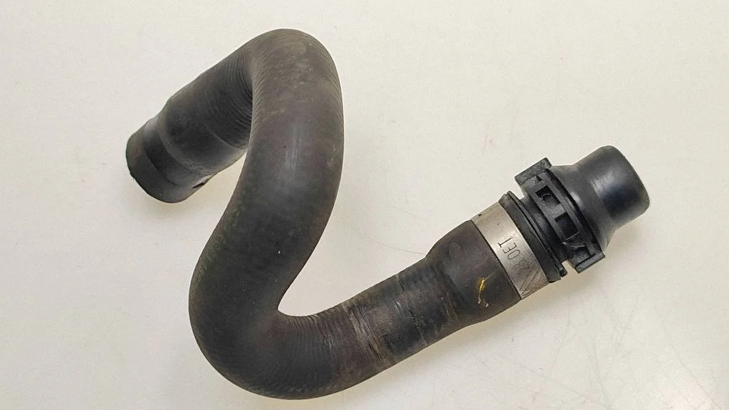 Engine coolant pipe/hose 6G9118C266HE