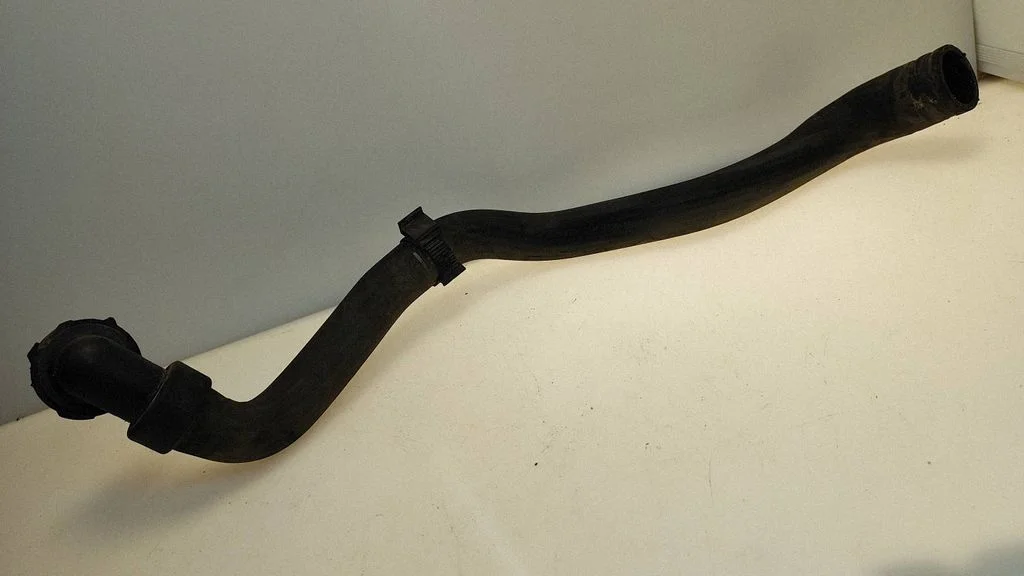 Engine coolant pipe/hose 6G918260PC