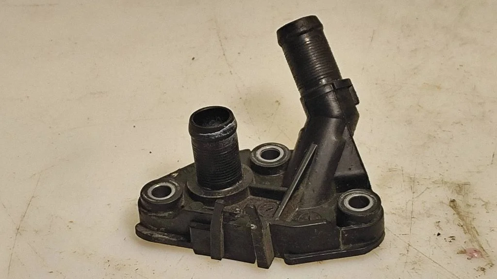 Engine coolant pipe/hose 800386710