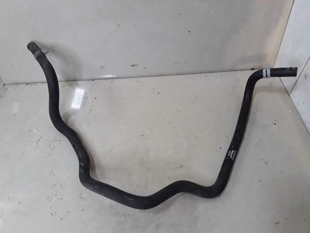 Engine coolant pipe/hose 1C158W005GC