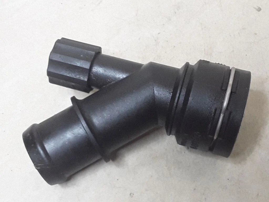 Mootori jahutusvedeliku toru / voolik – Audi A3 S3 8L (1996-2003)