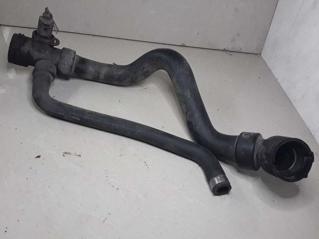 Mootori jahutusvedeliku toru / voolik – Volkswagen Passat B5 (1997-2000)