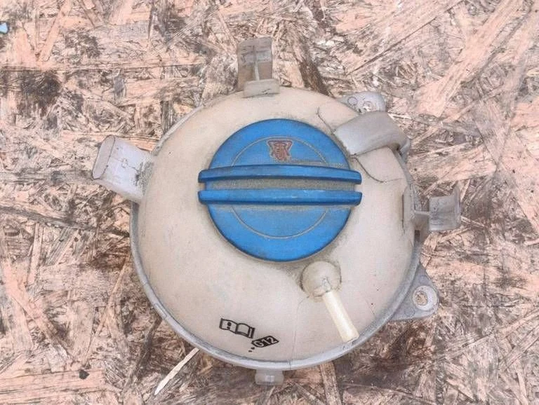 Coolant expansion tank/reservoir 1K0121407A