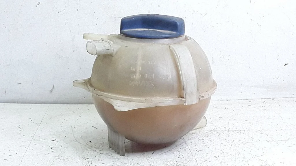 Jahutusvedeliku paisupaak 6Q0121407