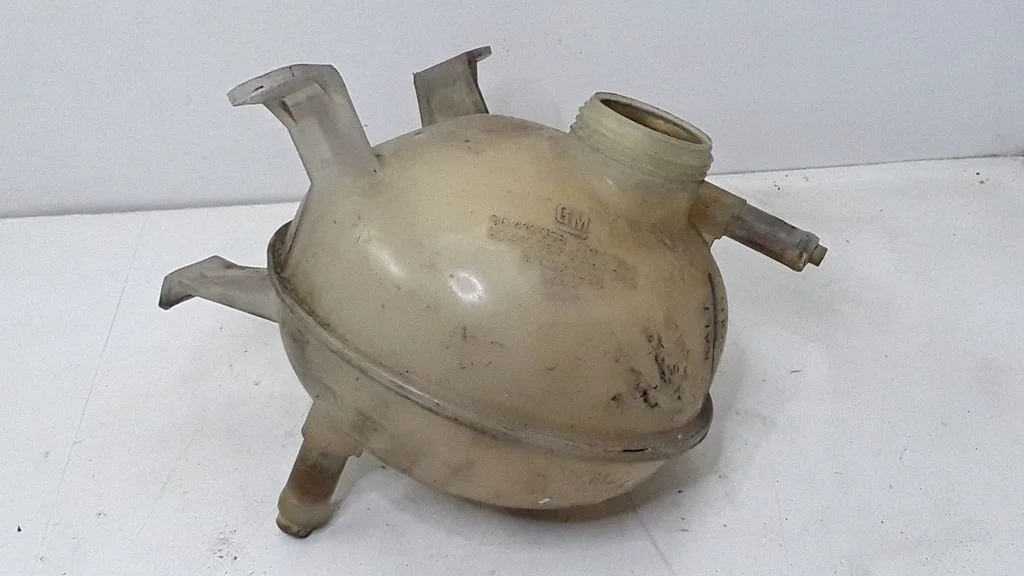 Coolant expansion tank/reservoir 90410058 – Opel Tigra A (1994-2000)