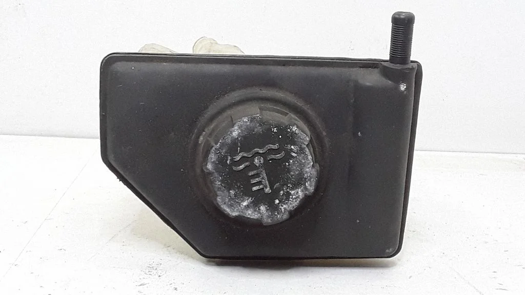 Coolant expansion tank/reservoir – Volvo S40, V40 (1995-2004)