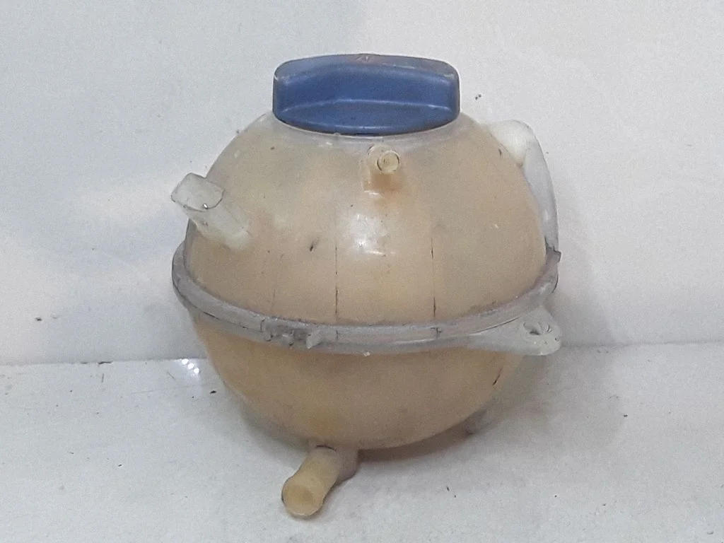 Coolant expansion tank/reservoir 1J0121403A