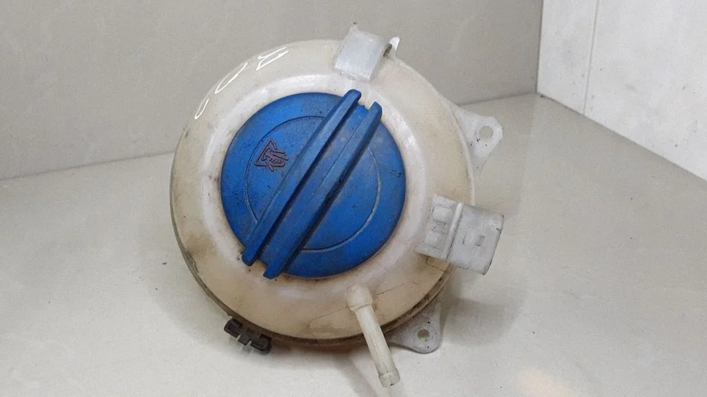 Coolant expansion tank/reservoir 600121407