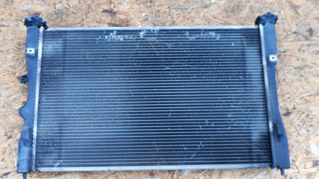 Coolant radiator