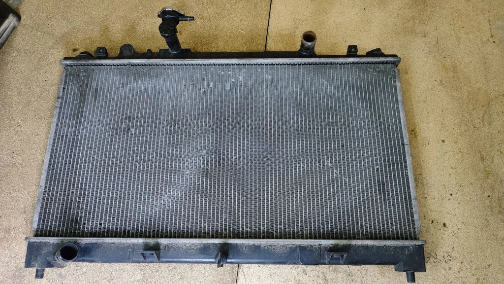 Coolant radiator