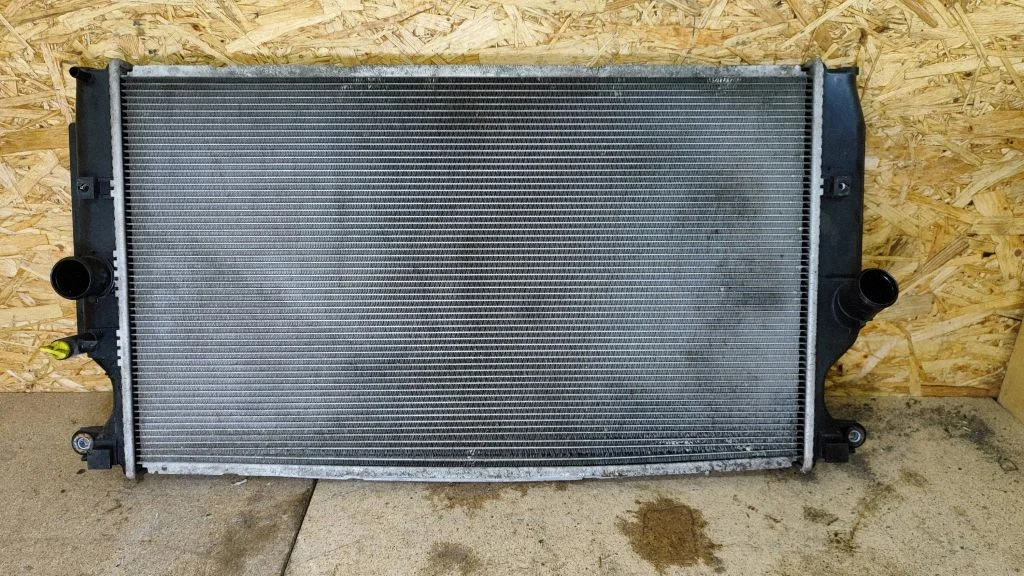 Coolant radiator