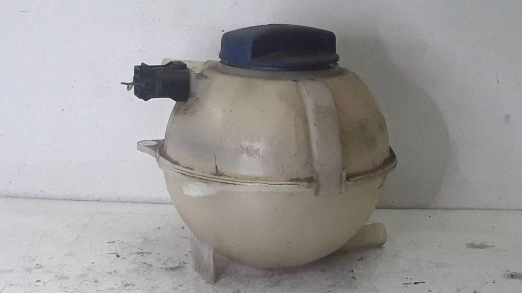 Jahutusvedeliku paisupaak 6Q0121407