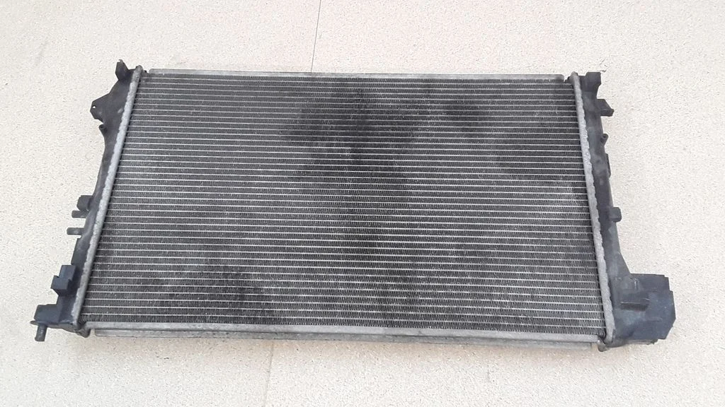 Coolant radiator – Opel Vectra C (2005-2009)
